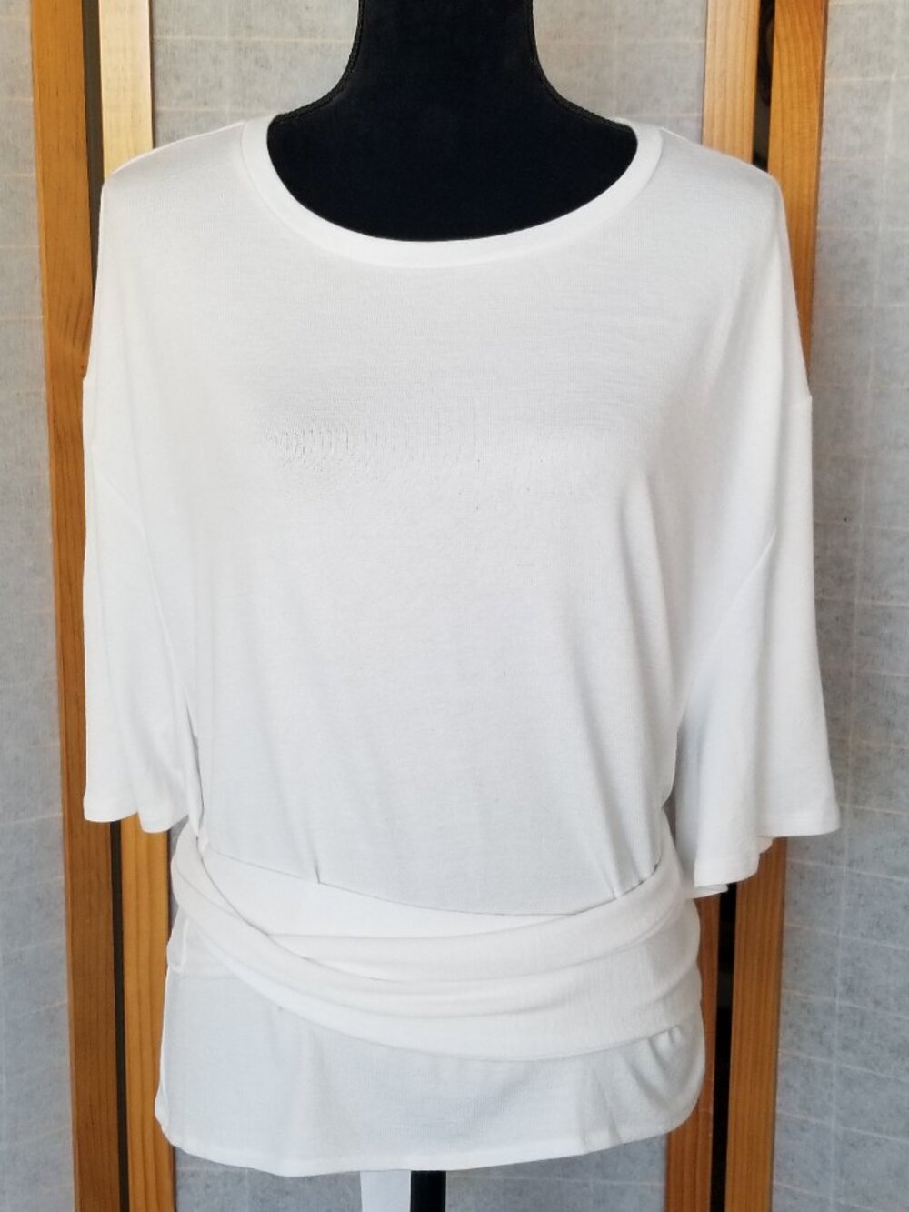 GAP Softspun Short Sleeve Wrap Belt Top White Size XXL Open Back